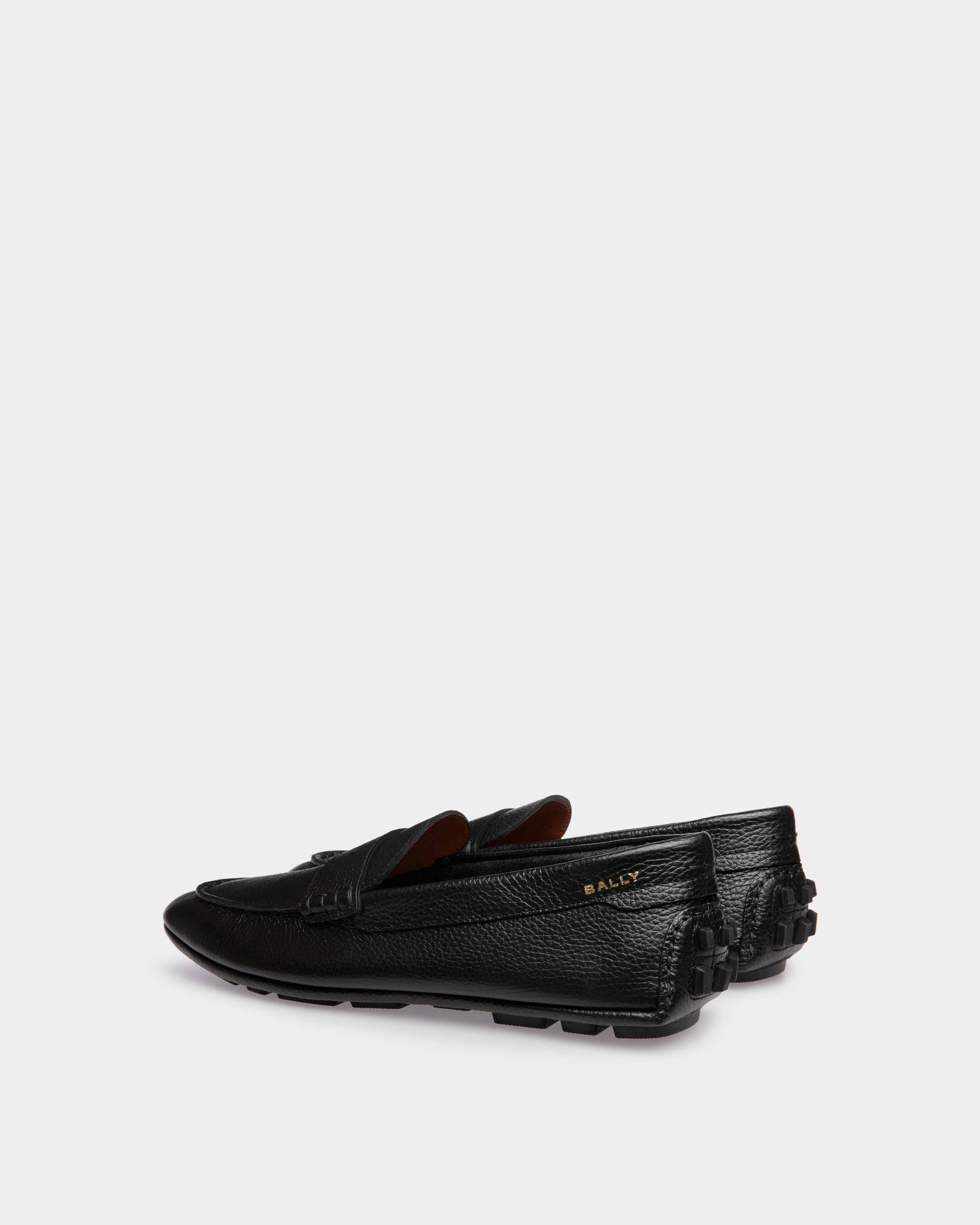 Kerbs | Men's Driver in Black Grained Leather | Bally | Still Life 3/4 Back