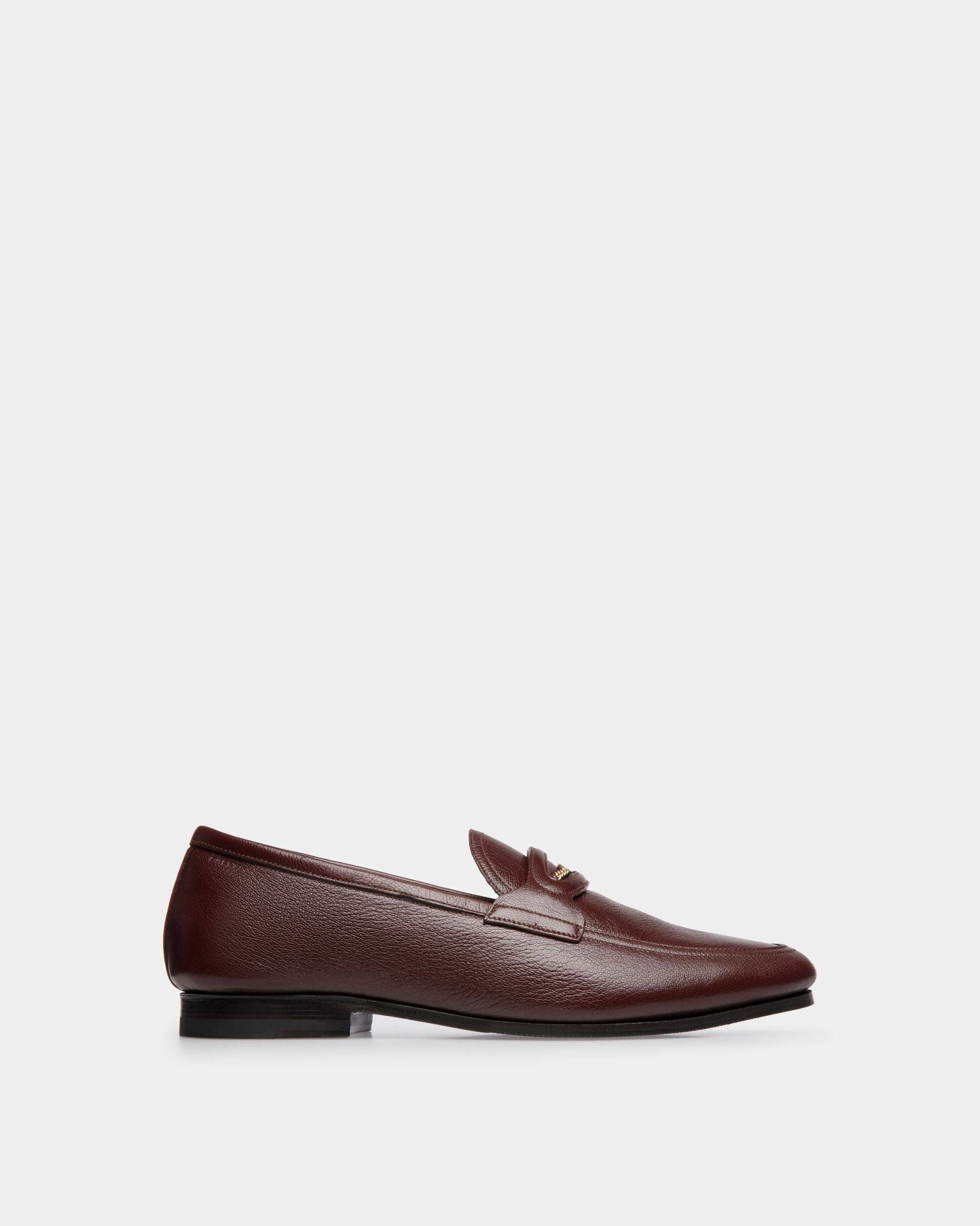 Plume | Men's Loafer in Chestnut Brown Grained Leather | Bally | Still Life Side