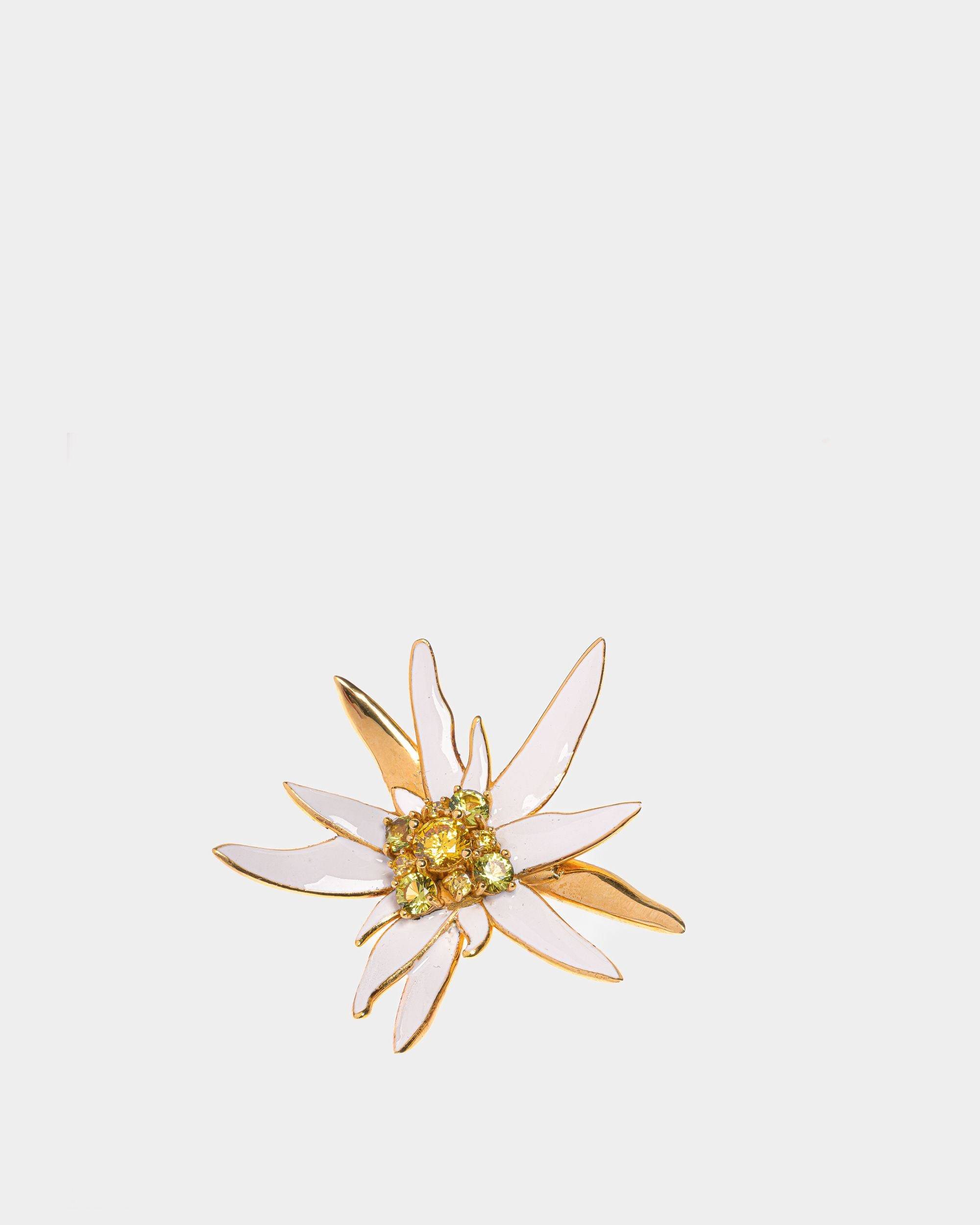 Edelweiss Brooch | Women's Brooch | Hammered Gold | Bally | Still Life Front