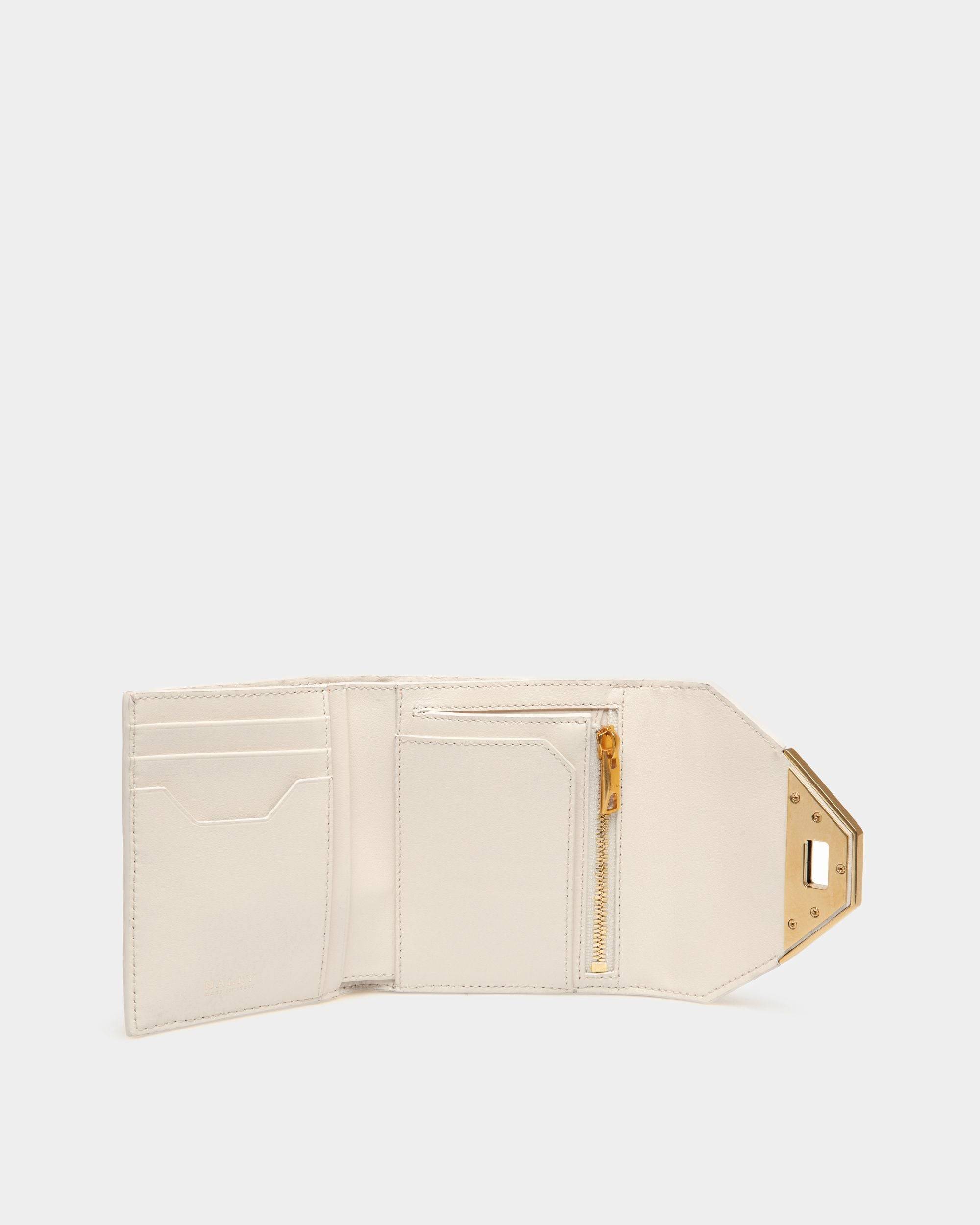 Tilt | Women's Wallet in White Crocodile Print Leather | Bally | Still Life Open / Inside