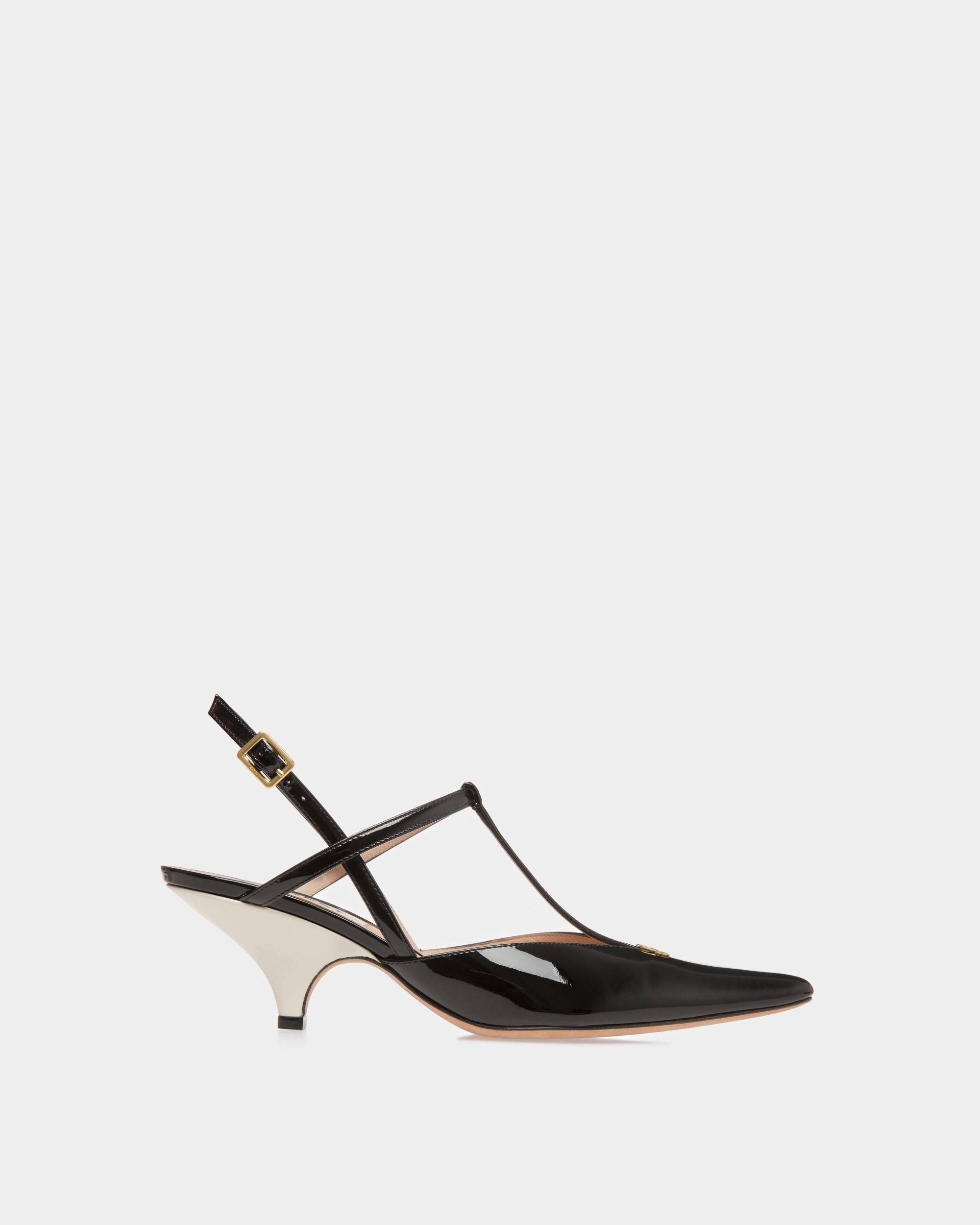 Bone top colored pumps