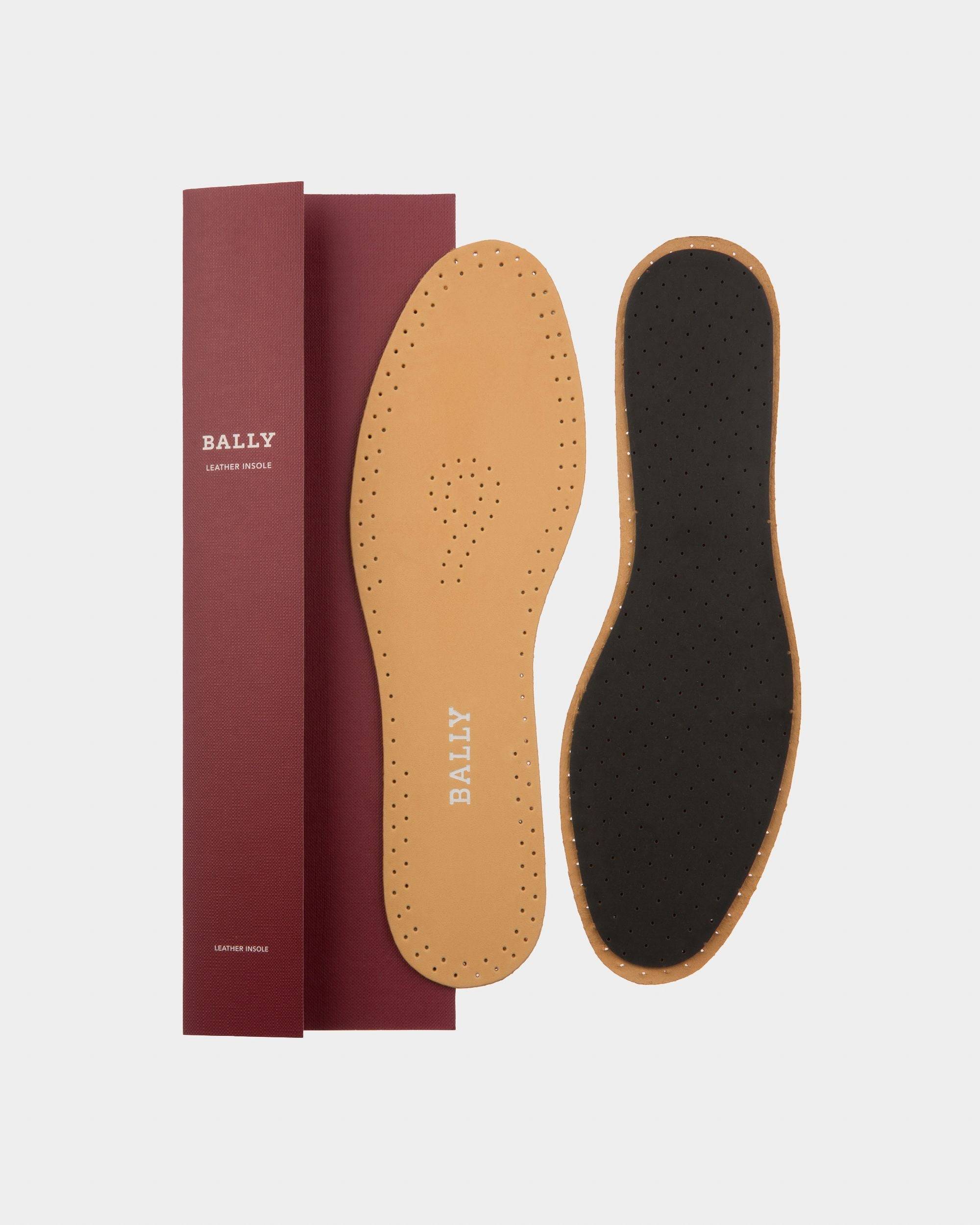 Pulizia Scarpe in pelle Uomo Lozioni Creme e Spazzole Bally