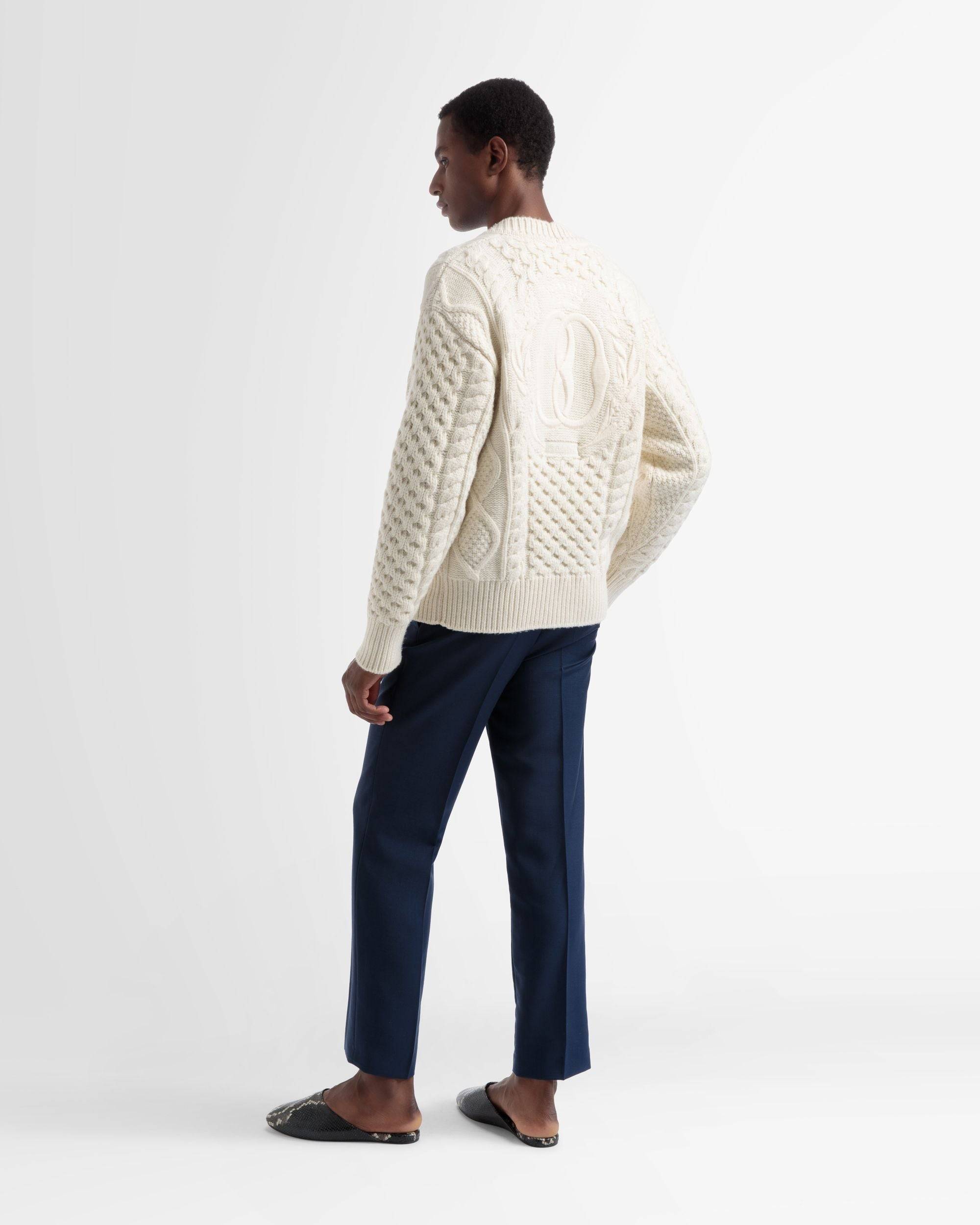 V-Neck-Strickjacke Strickjacke Mit Zopfmenter In Elfenbein - Bally - 06